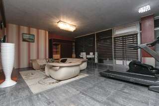 Отель Deluxe City Hotel Баку Апартаменты с видом на сад-15